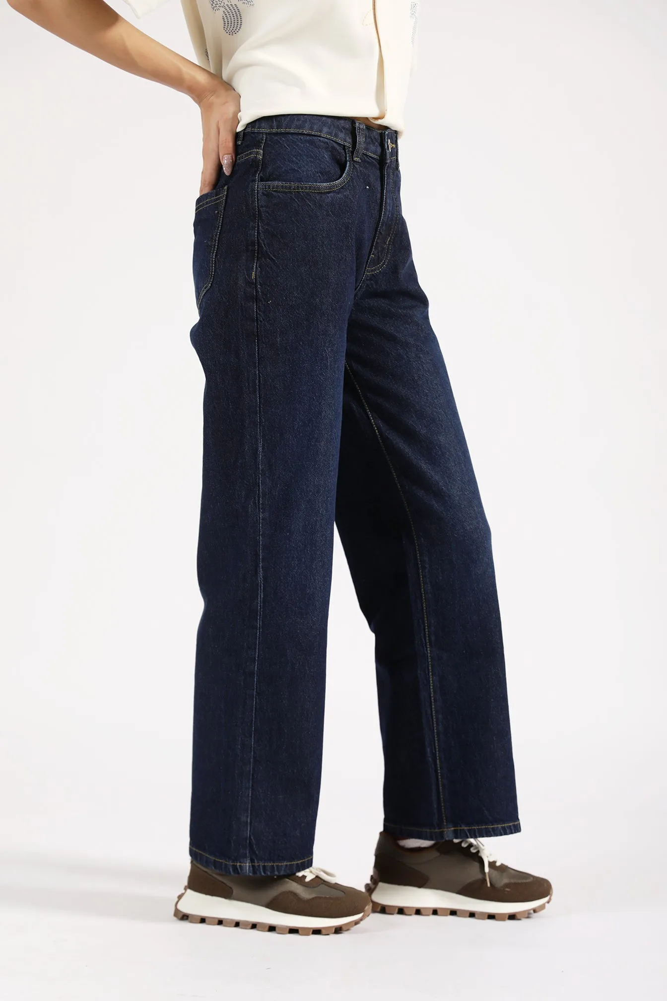 Hiking Gear STRAIGHT FIT DENIM