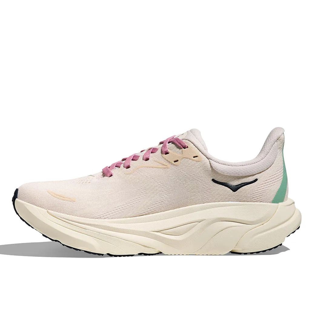 Womens Hoka Arahi 8 in Rose Cream/ Alabaster global - themed running option