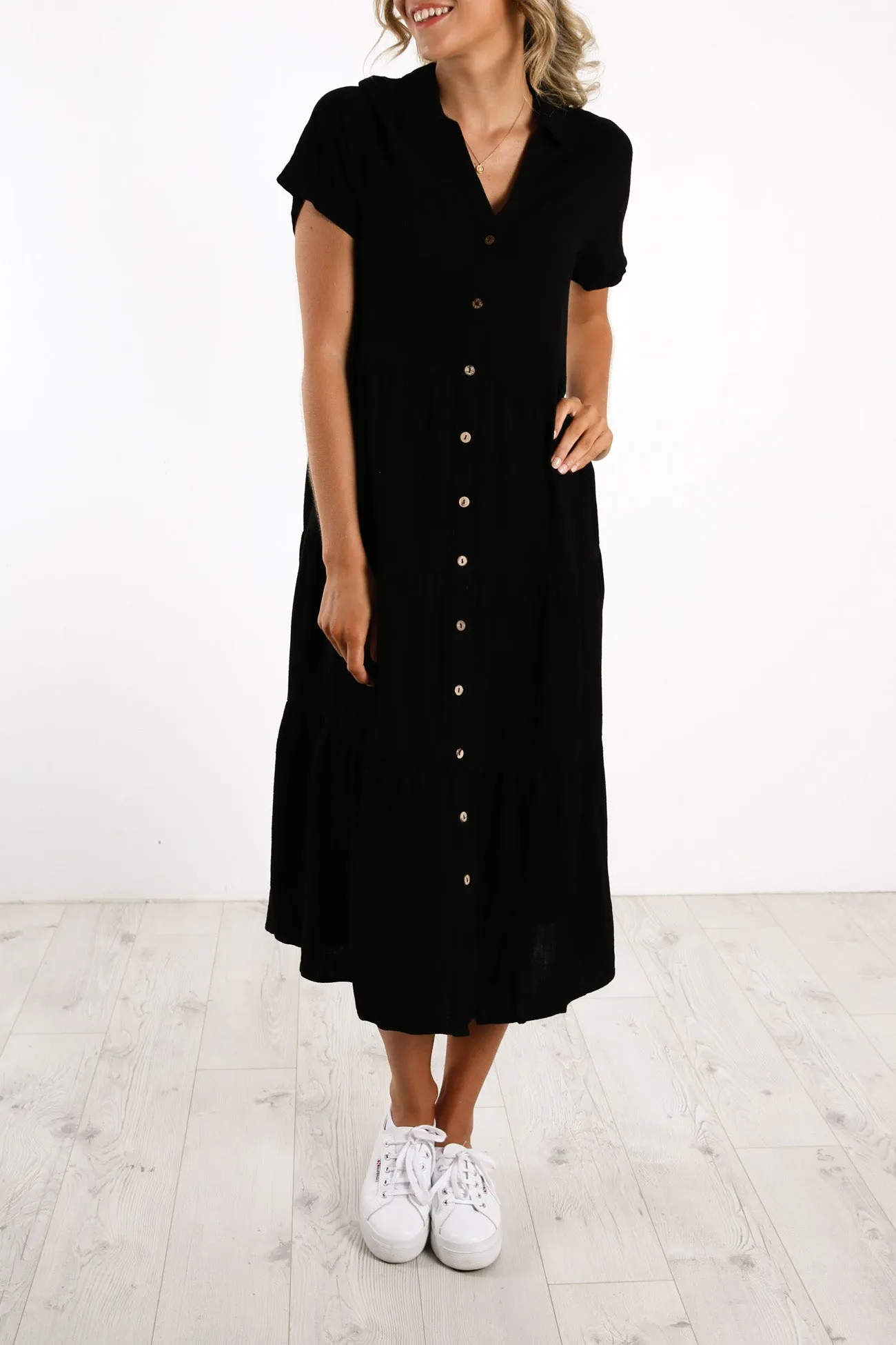 Little Paradise Midi Dress Black Flowy casual dress