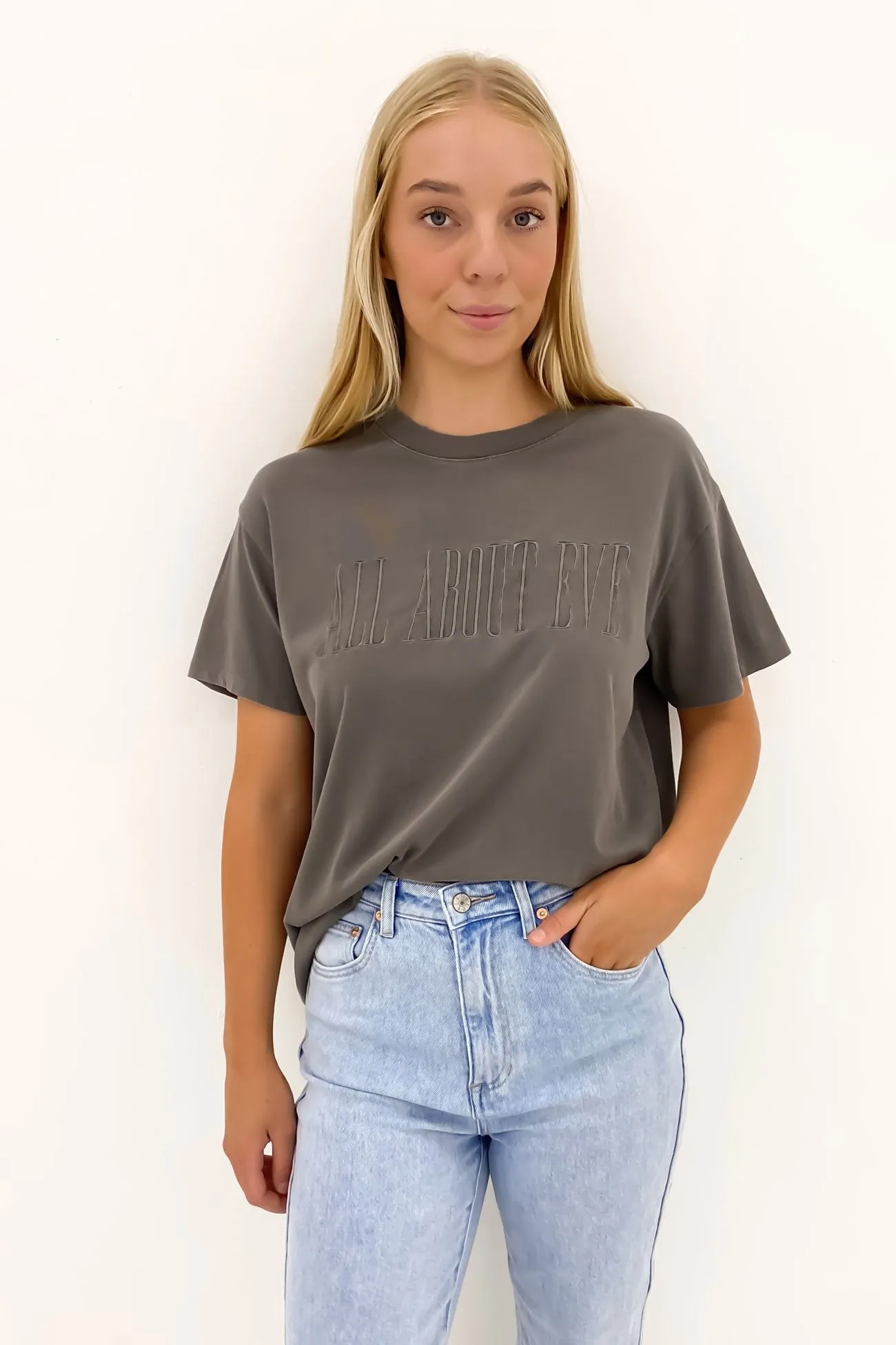 Heritage Tee 2 Charcoal Everyday Fashion