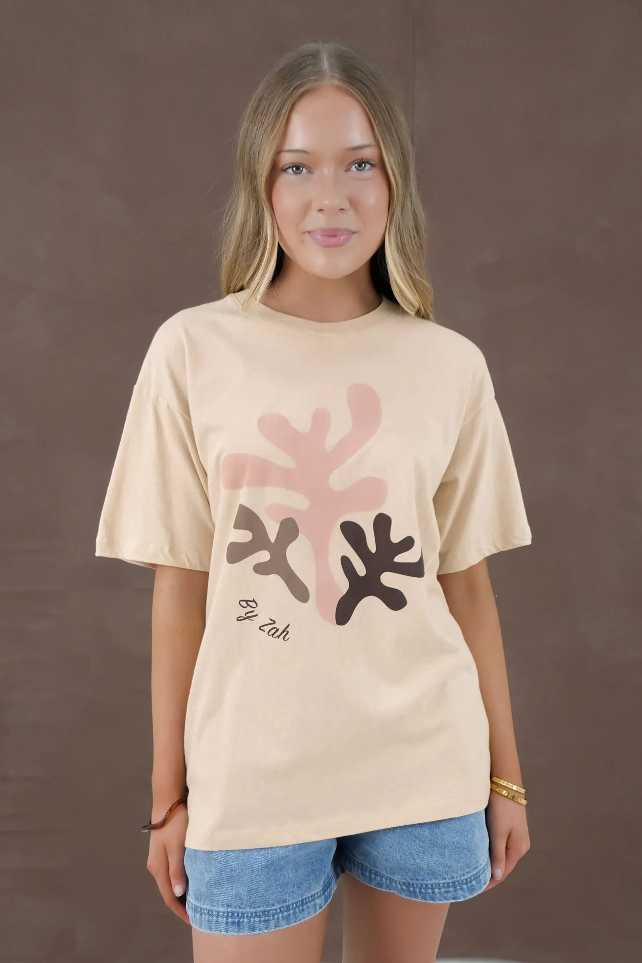 Retro nostalgia Naia Tee Beige