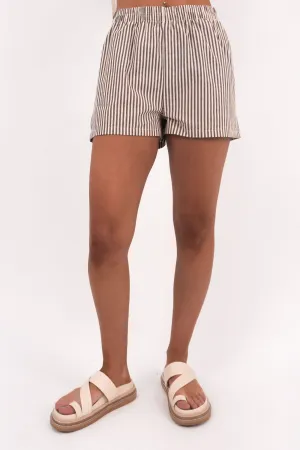 Baby shower gift Sunday Short Chocolate