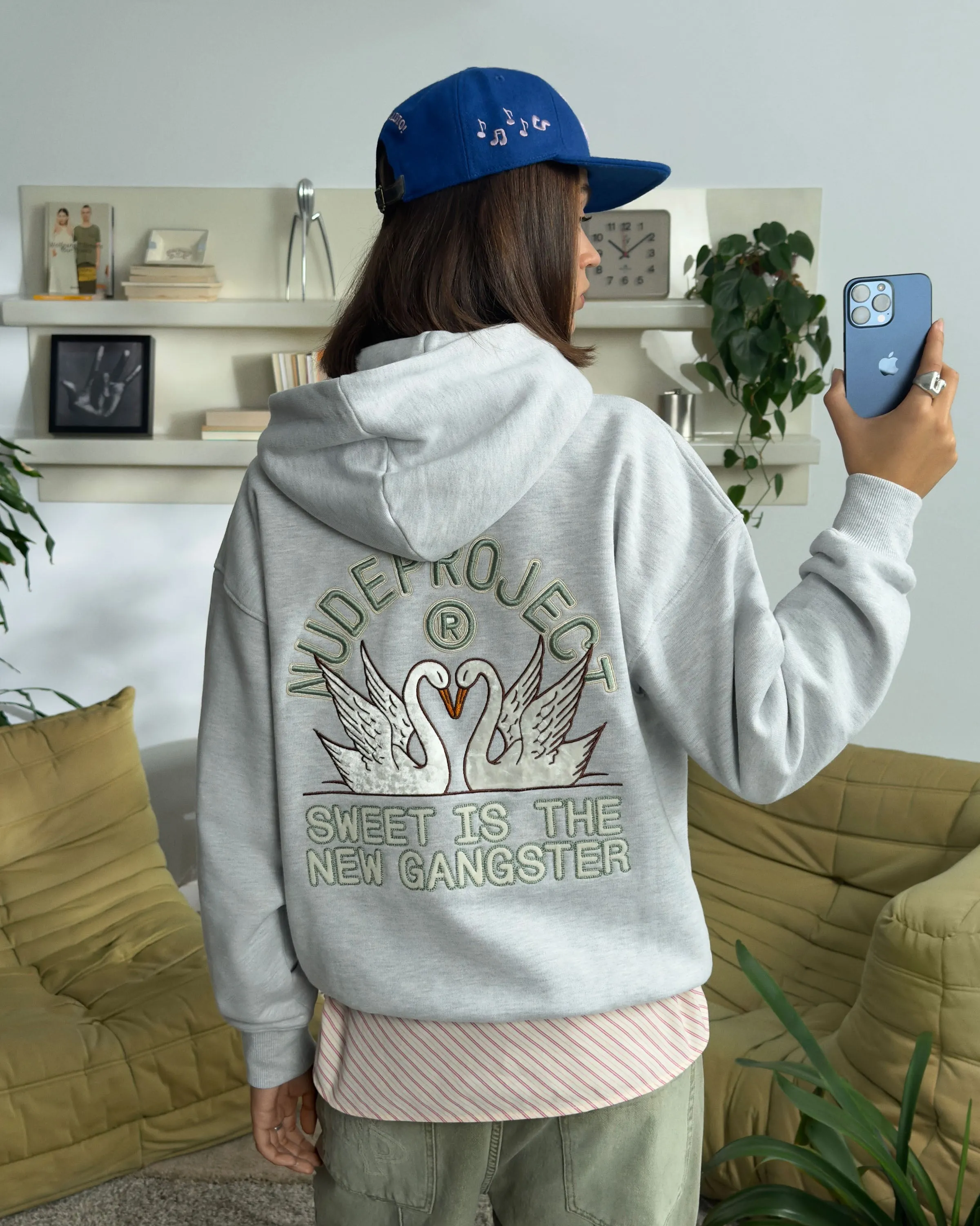 Daily Staple Daily Wear Swans Hoodie Grey Melange