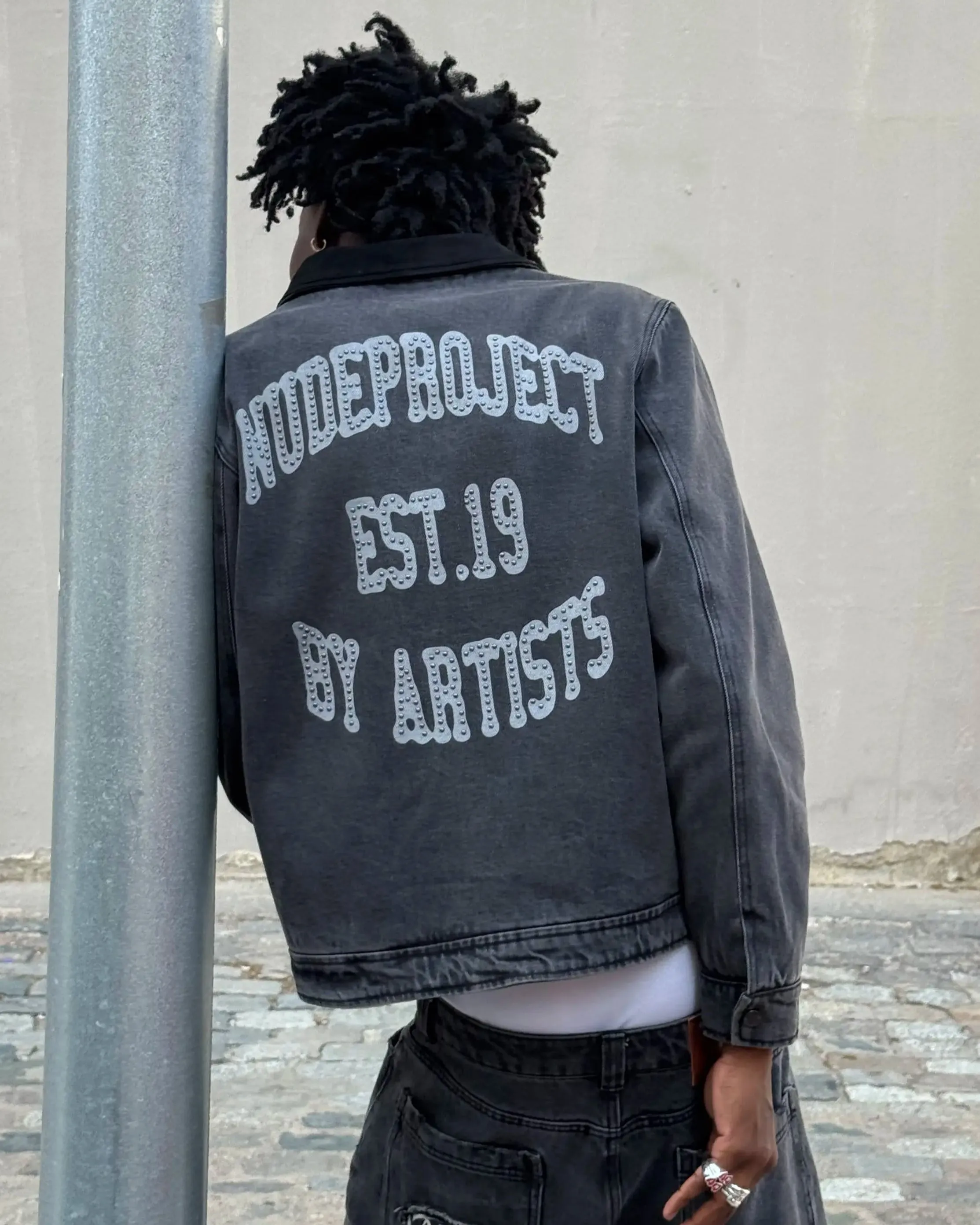 Eco Friendly Dye Process Fashion Trend Trucker Denim Jacket Black