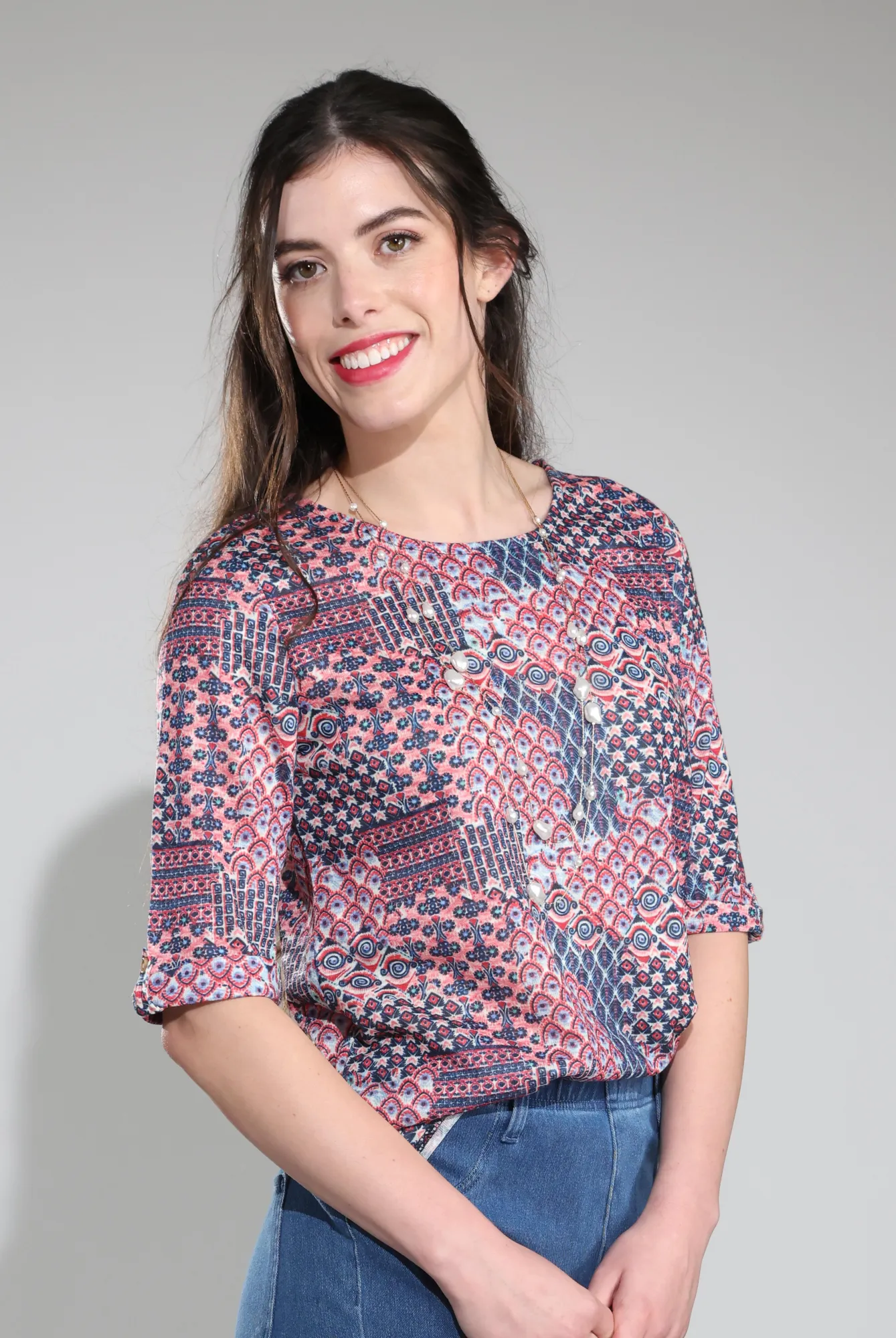 Top | Red Navy Tiles | 6802C1 StaticFreeLining Active Apparel