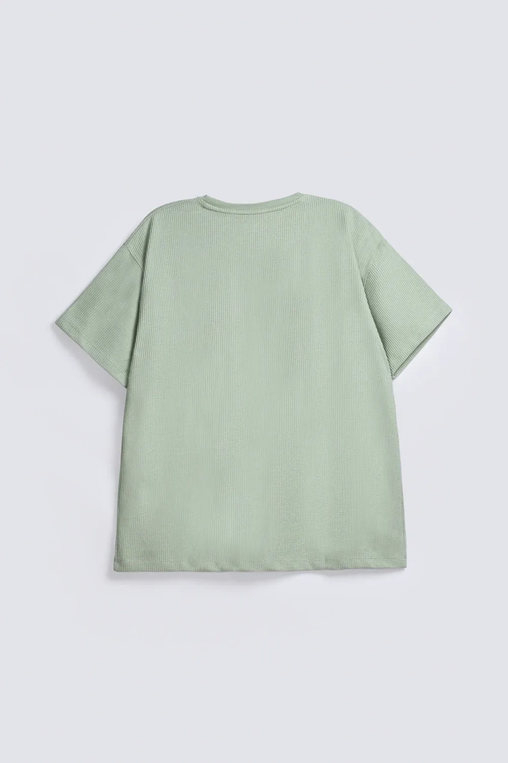 TEXTURED OVERSIZED TEE Slim fit sleekness