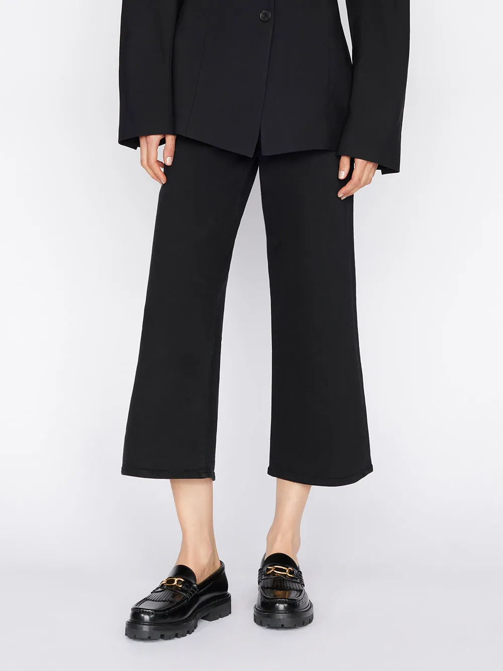 The Jetset Wide Crop -- Sheen Noir Comfortable Design Weekend Comfort