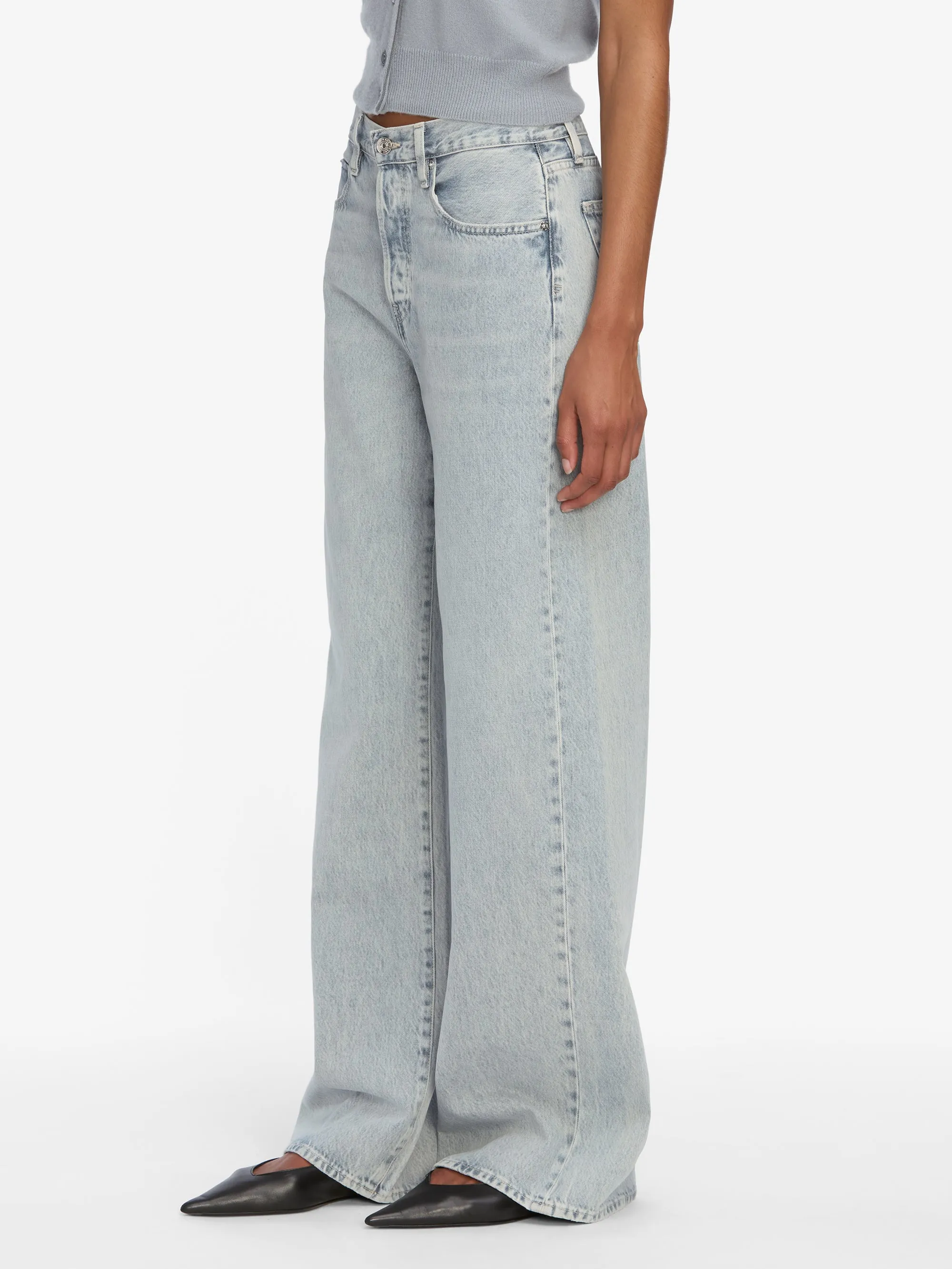 The Loose -- Air Tight Waist