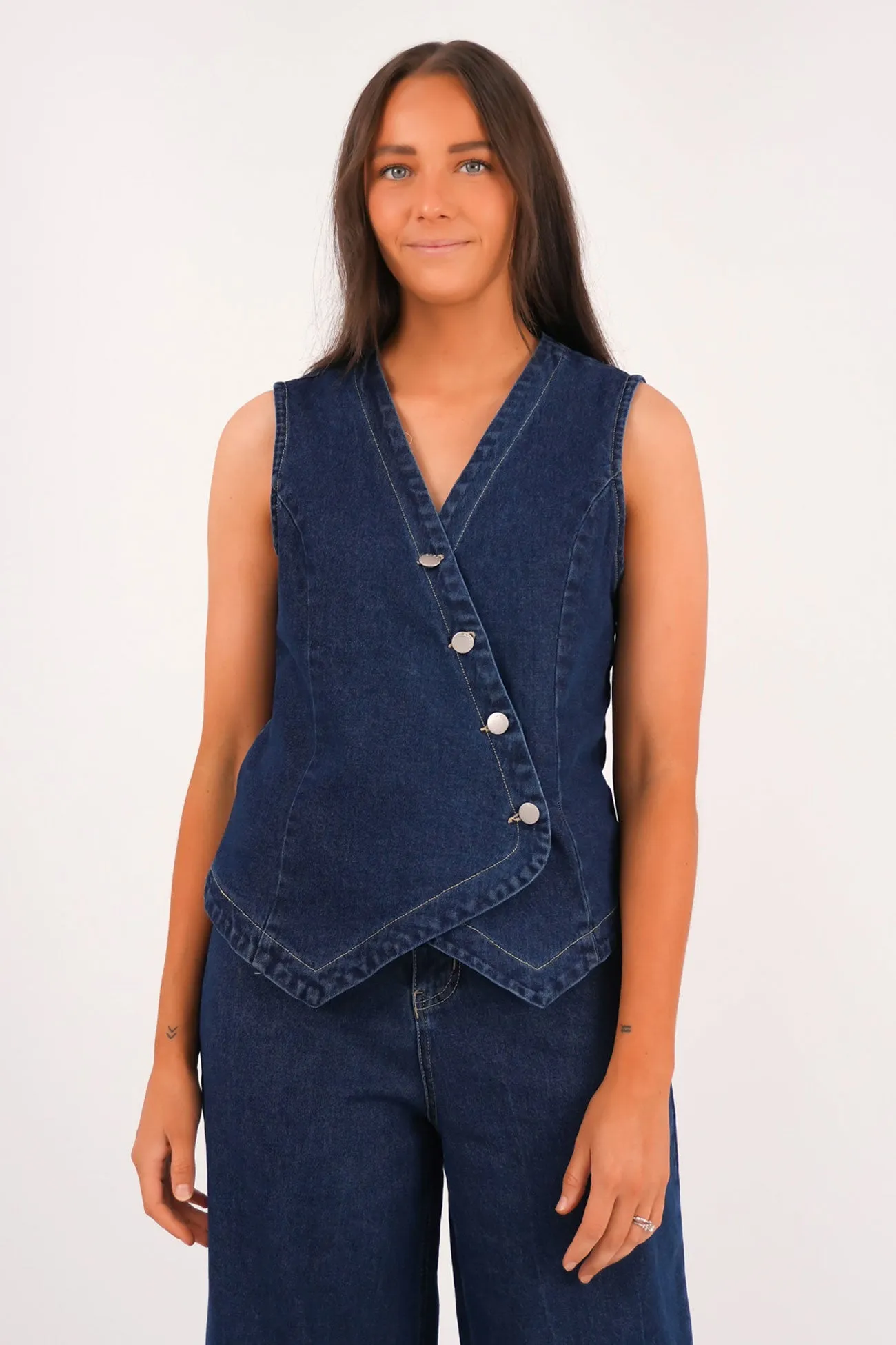 Marza Vest 78 Wash Royal Charm Elegant Layer