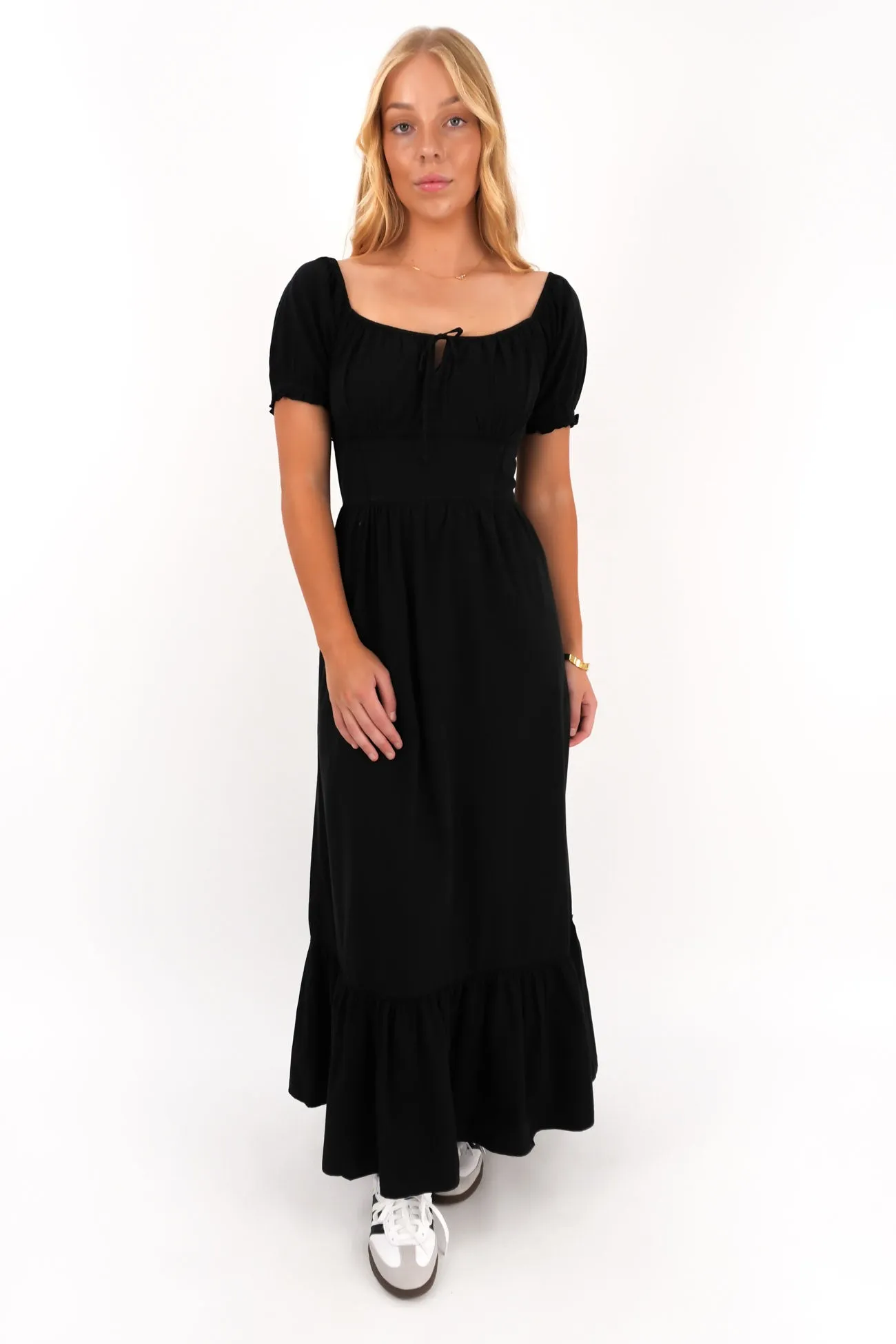 Sadie Maxi Dress Black Sleek Motion Active Outfit