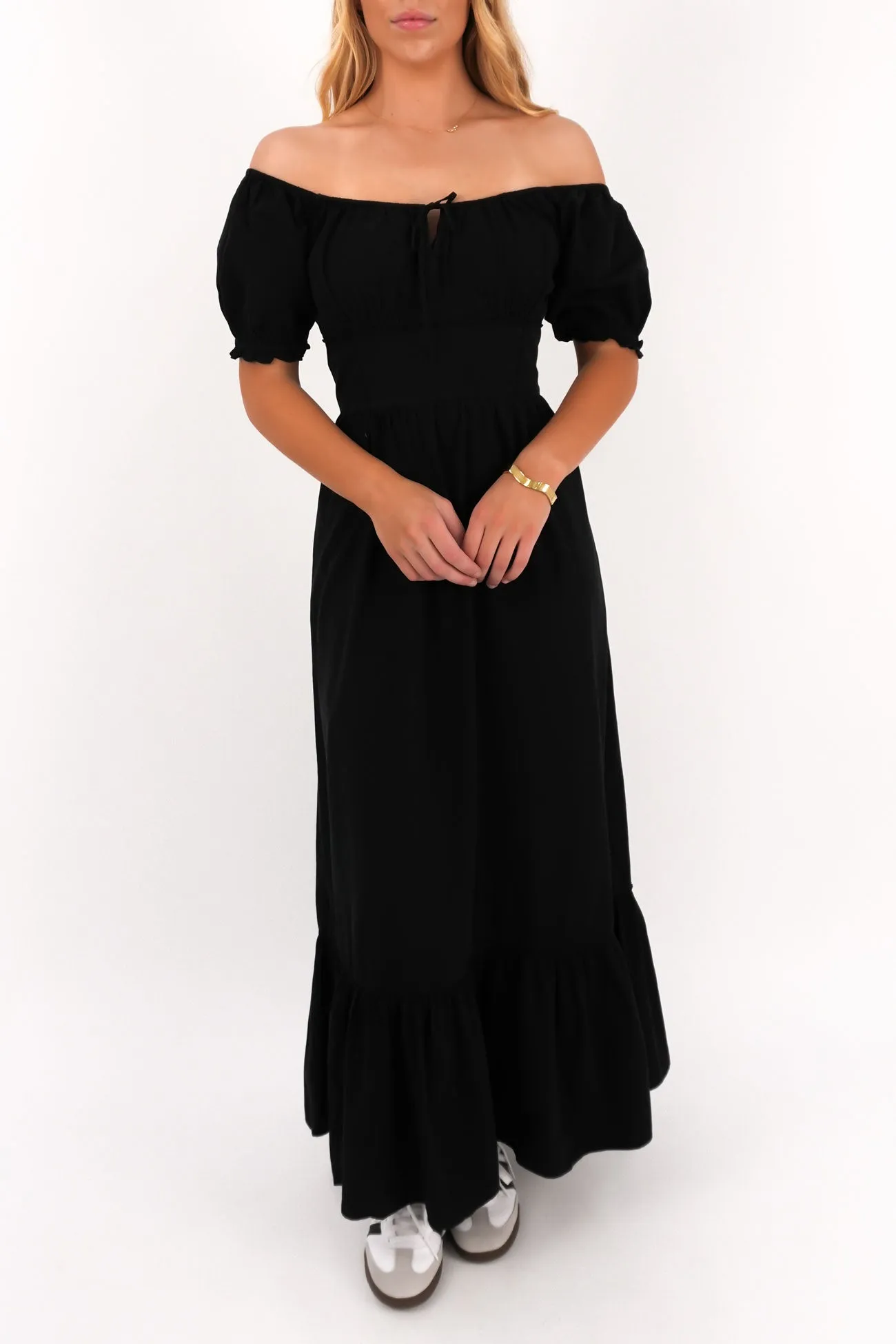 Sadie Maxi Dress Black Simple Ease