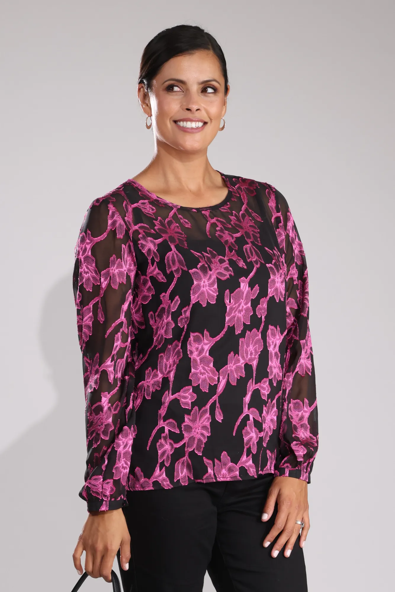TOP | Black Magenta | 0040B1 Sustainable Manufacturing