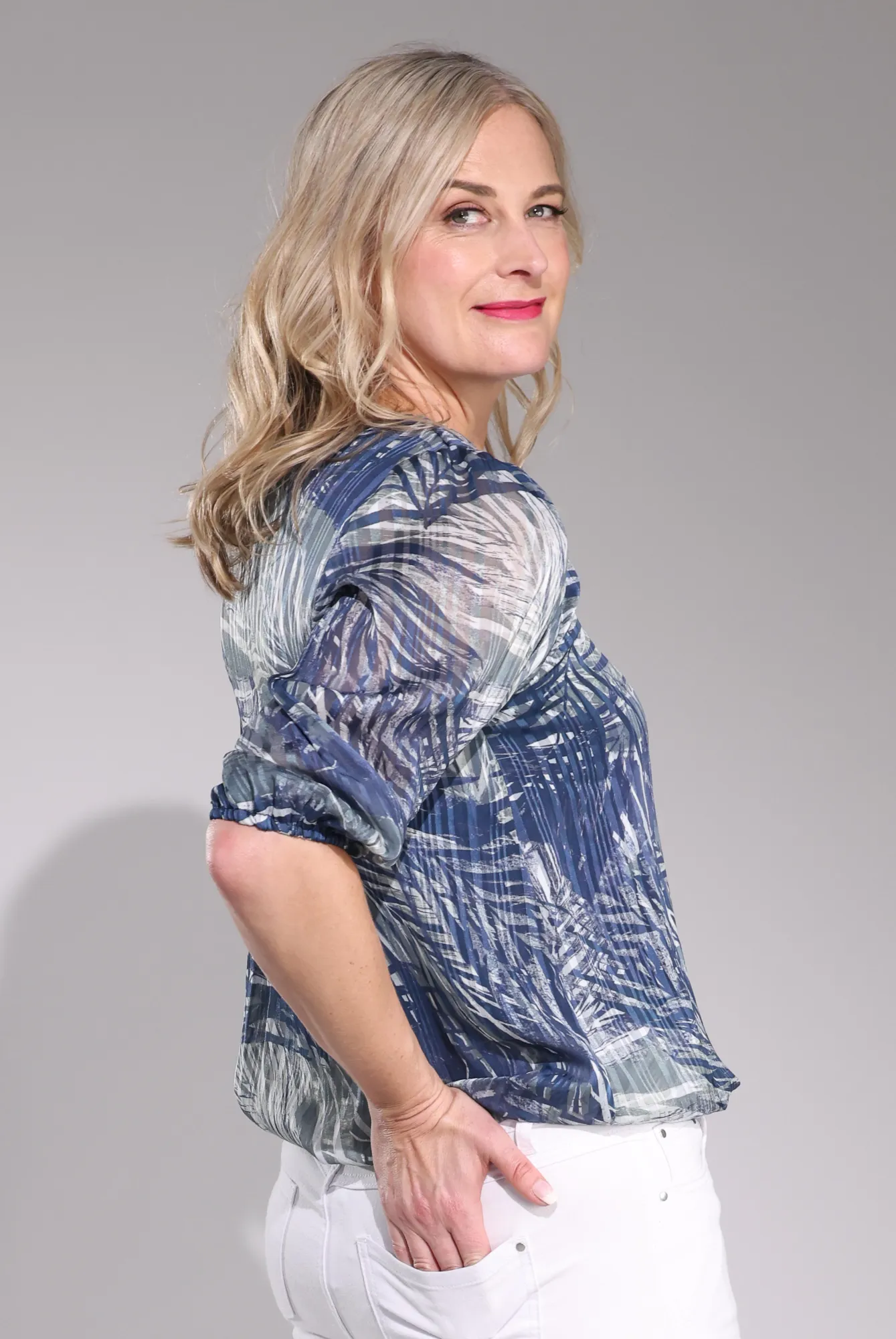 Top | Indigo Olive Palm | 8571C1 Layer Safe