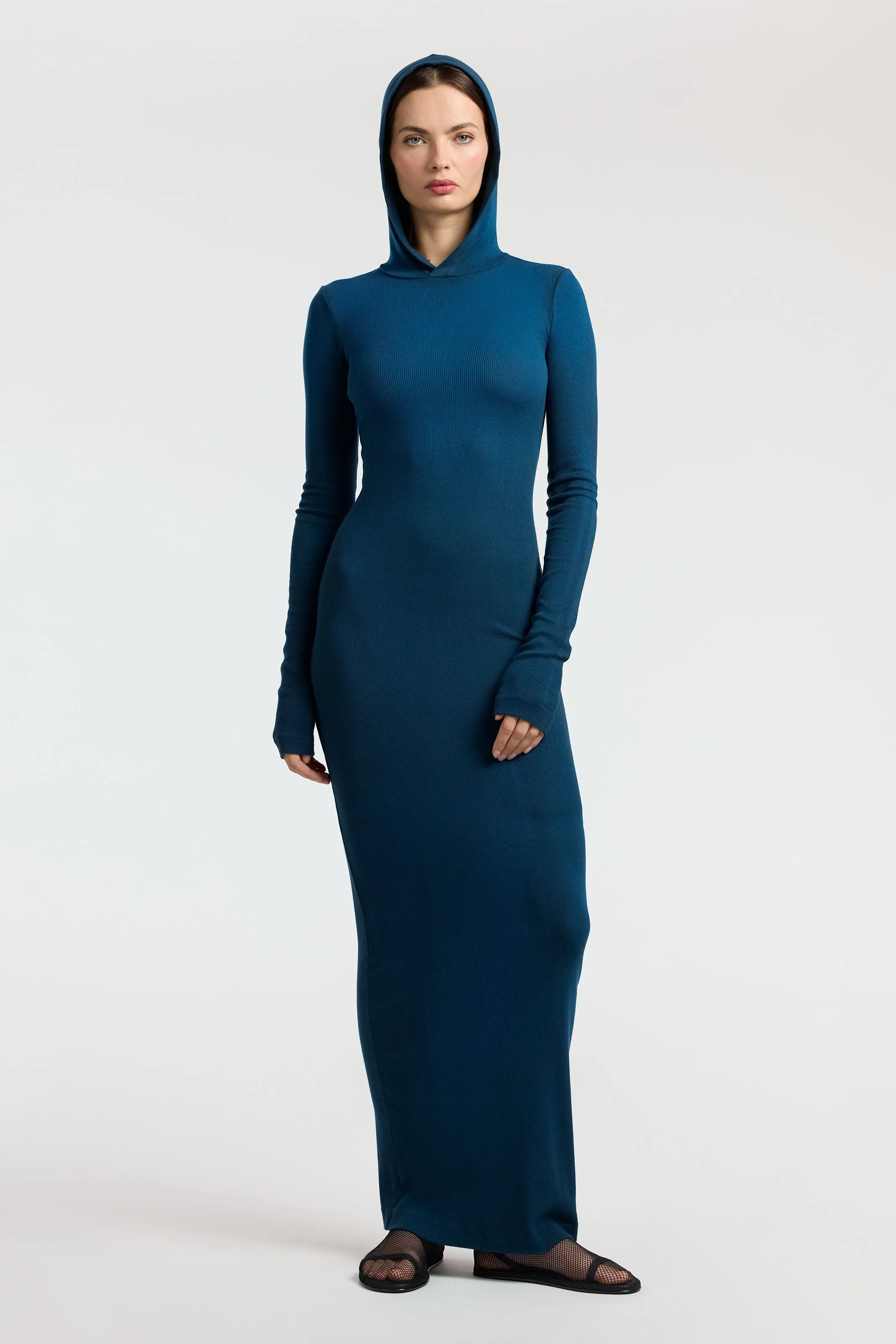 Verona Hoodie Dress Curve-Enhancing Sleek Tone