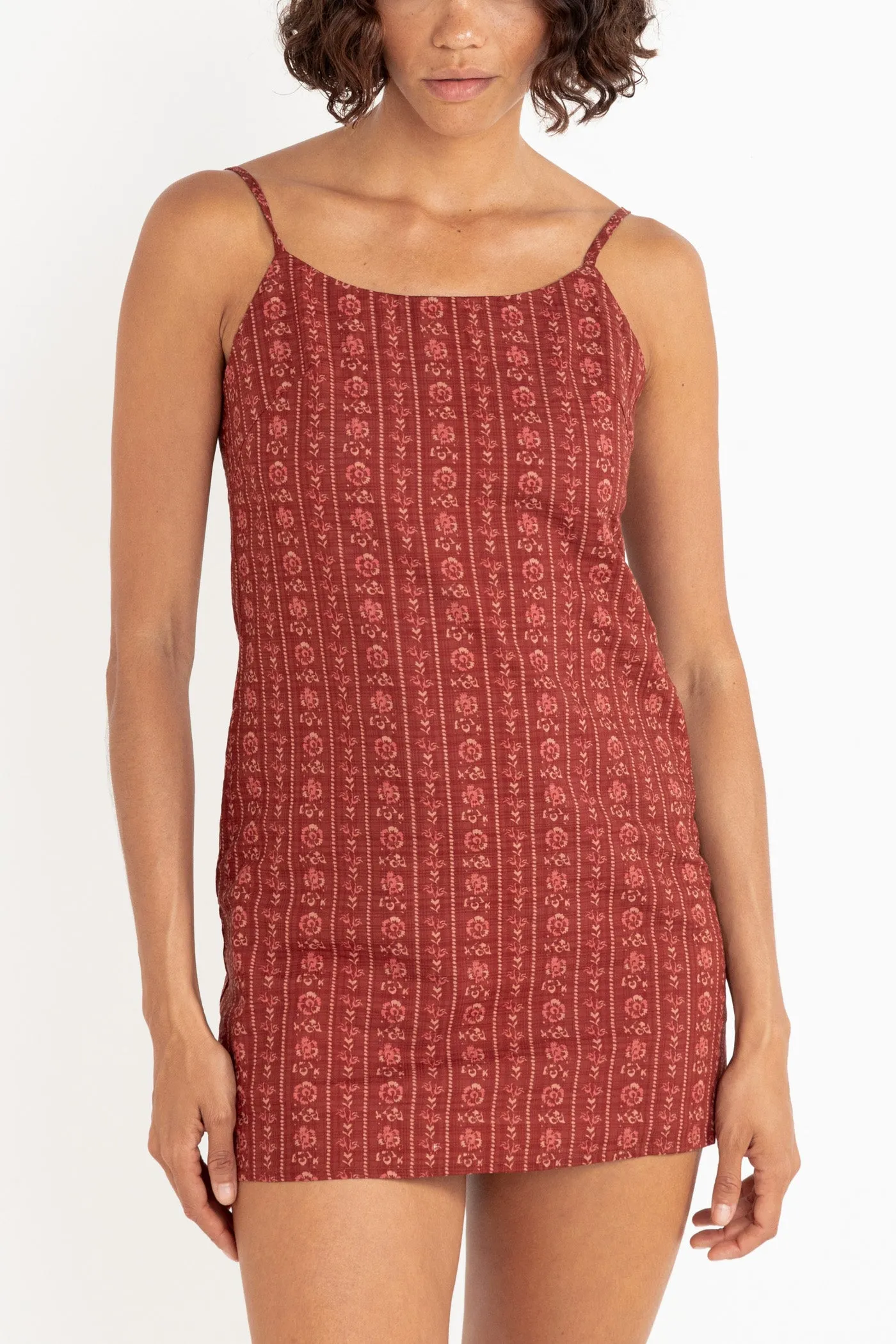 Vintage Floral Mini Dress Burgundy Romantic Mood Timeless Wear