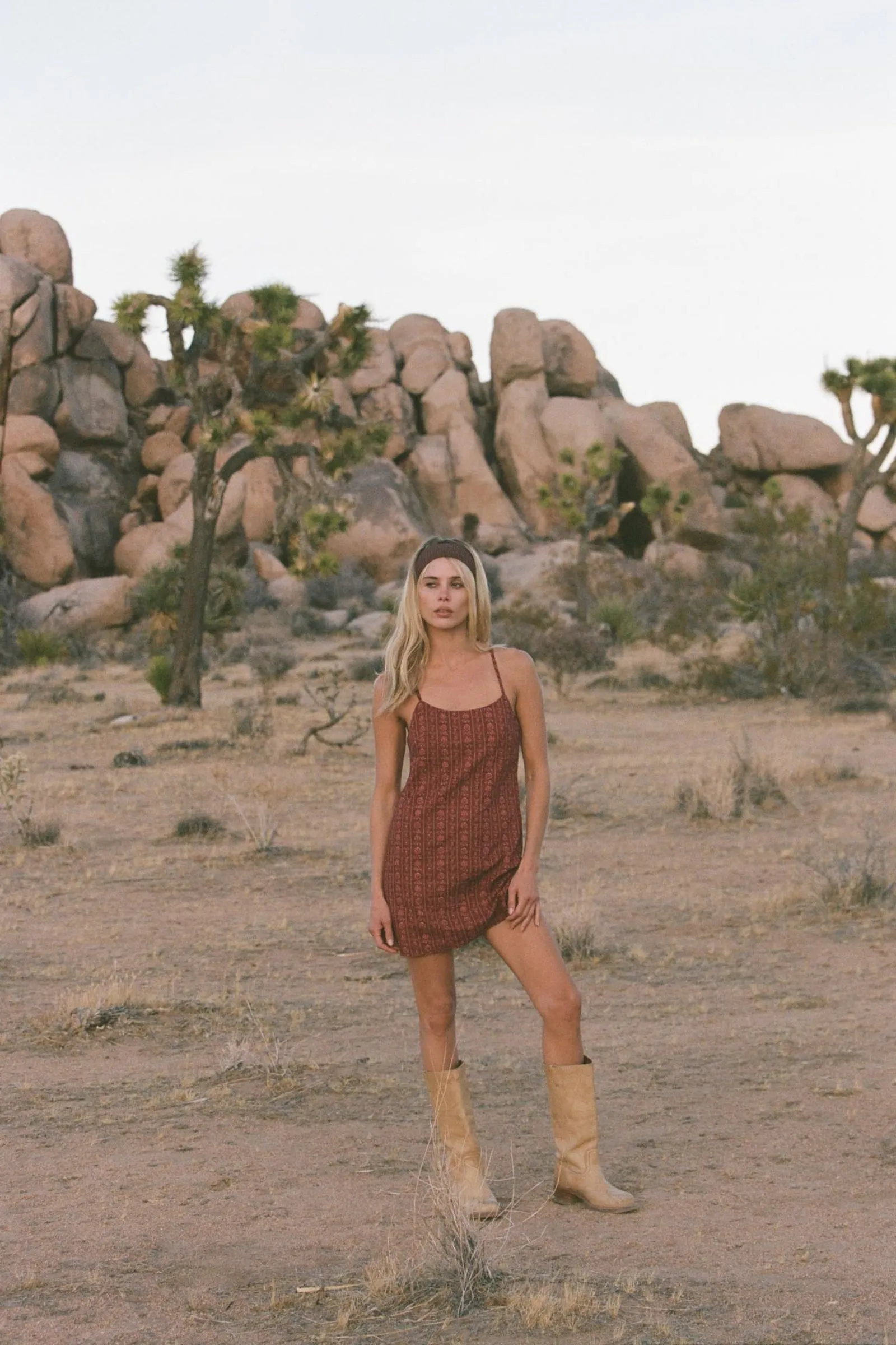 Vintage Floral Mini Dress Burgundy Comfort Fit