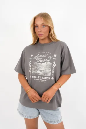 Lightweight Wear Chic and Cozy Valley Tee Coal