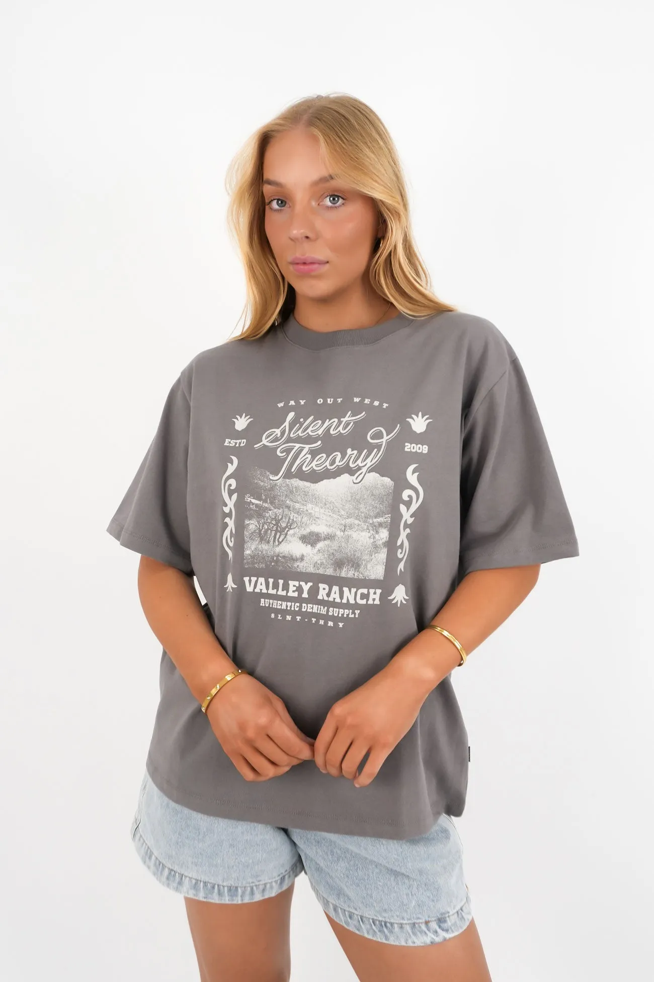 Elderly Comfort Spring Freshness Valley Tee Coal