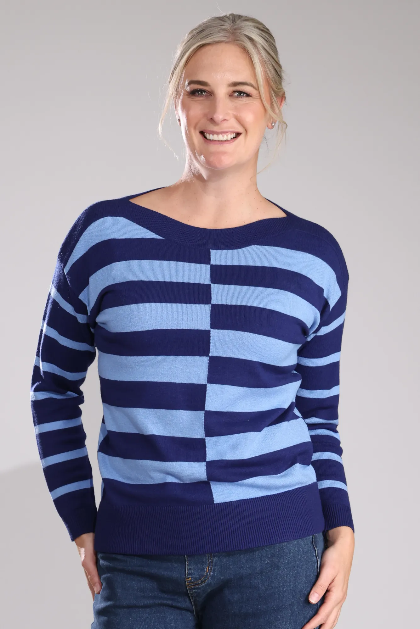 Odor Resistant Jumper - Knitwear | French Navy/Deep Sky | 7322B1