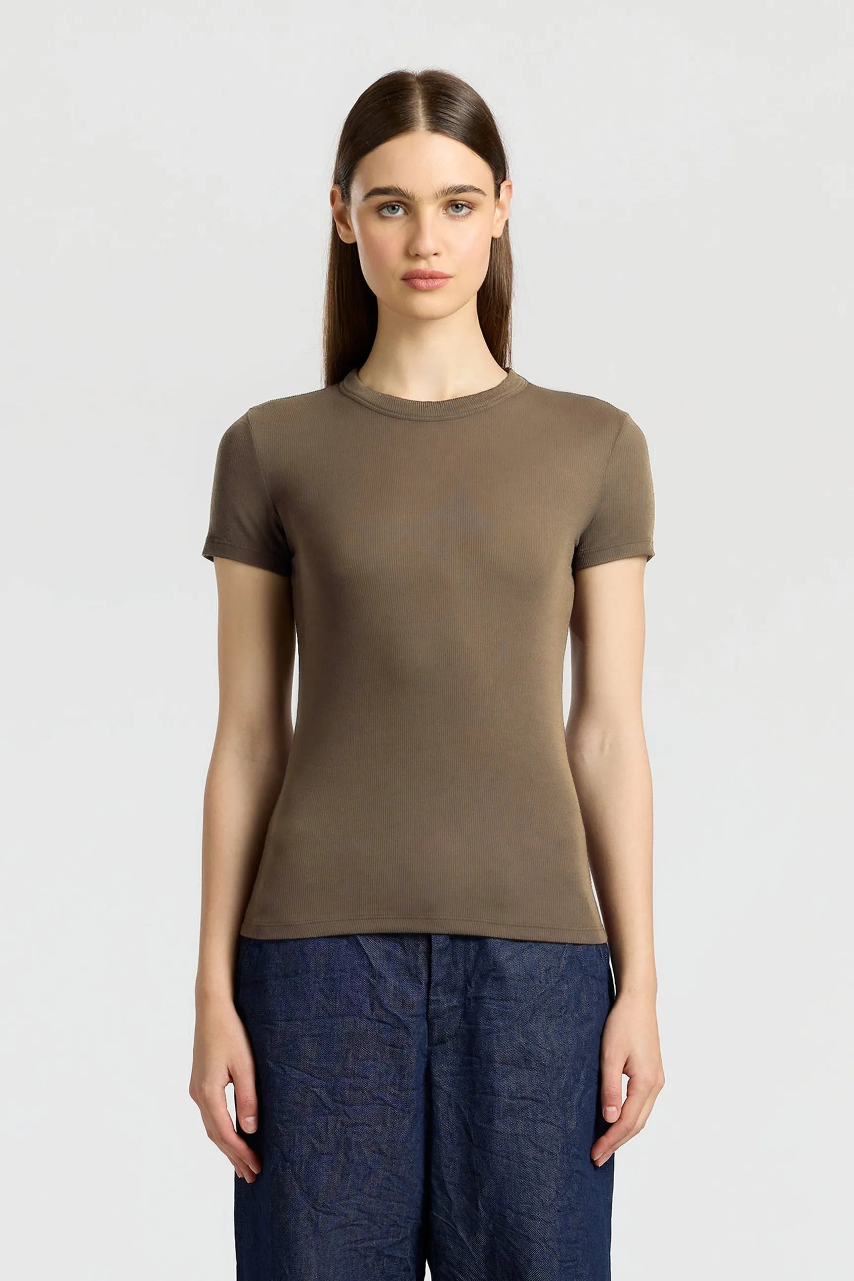 MinimalistDesign Verona Tee