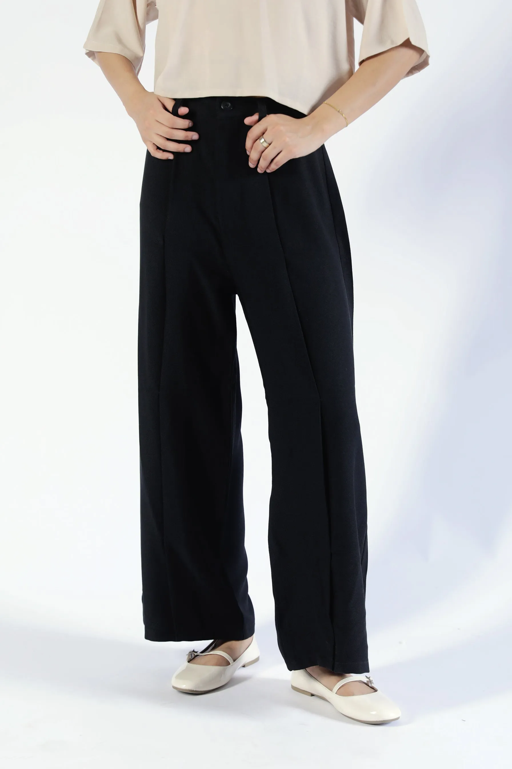 Minimal Cut Layered Comfort WIDE LEG PANTS WITH FRONT SEAM DETAIL