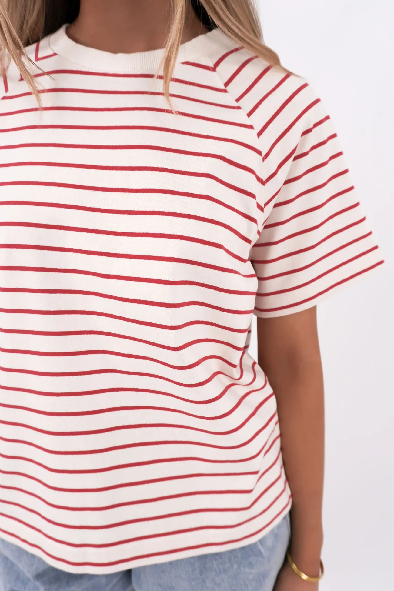 Windsor Stripe Tee Vintage White Red LayeredSleeveConstruction