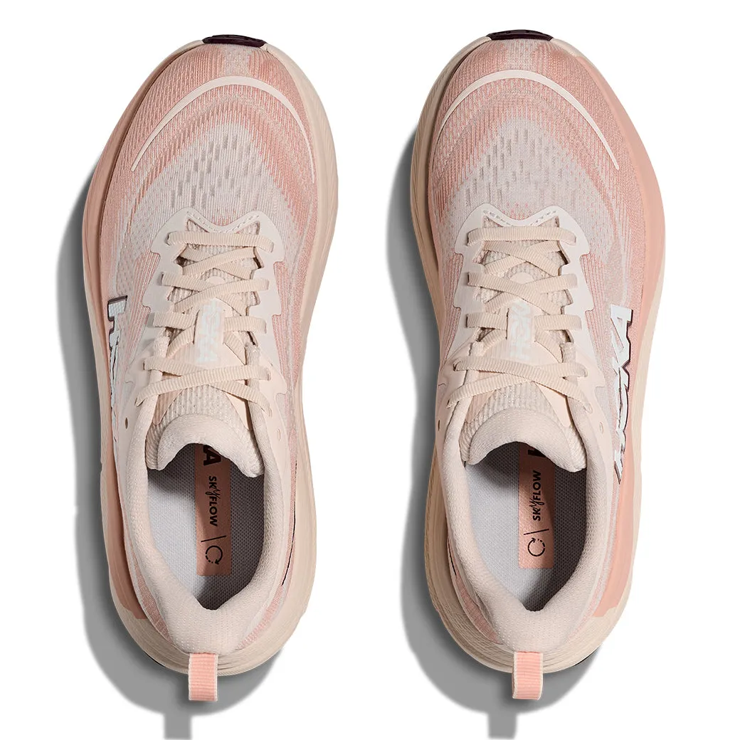 Cushioned heel cup Versatile Comfort Womens Hoka Skyflow Wide in Rose Cream/ Rose Latte