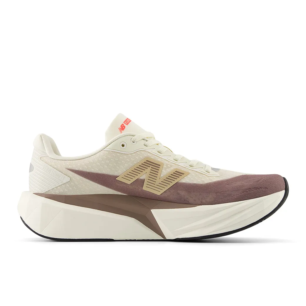 Rough entry - level running shoes Womens New Balance FuelCell Rebelv5 in Angora