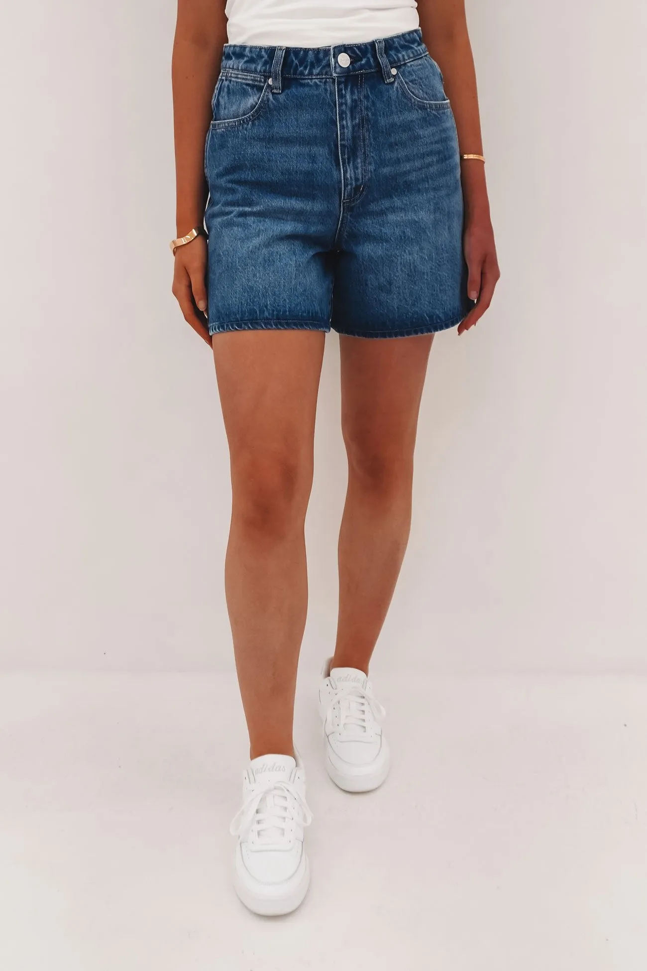 Anti Cling Technology Ergonomic Pattern Cutting High A-Line Short Memphis Nights