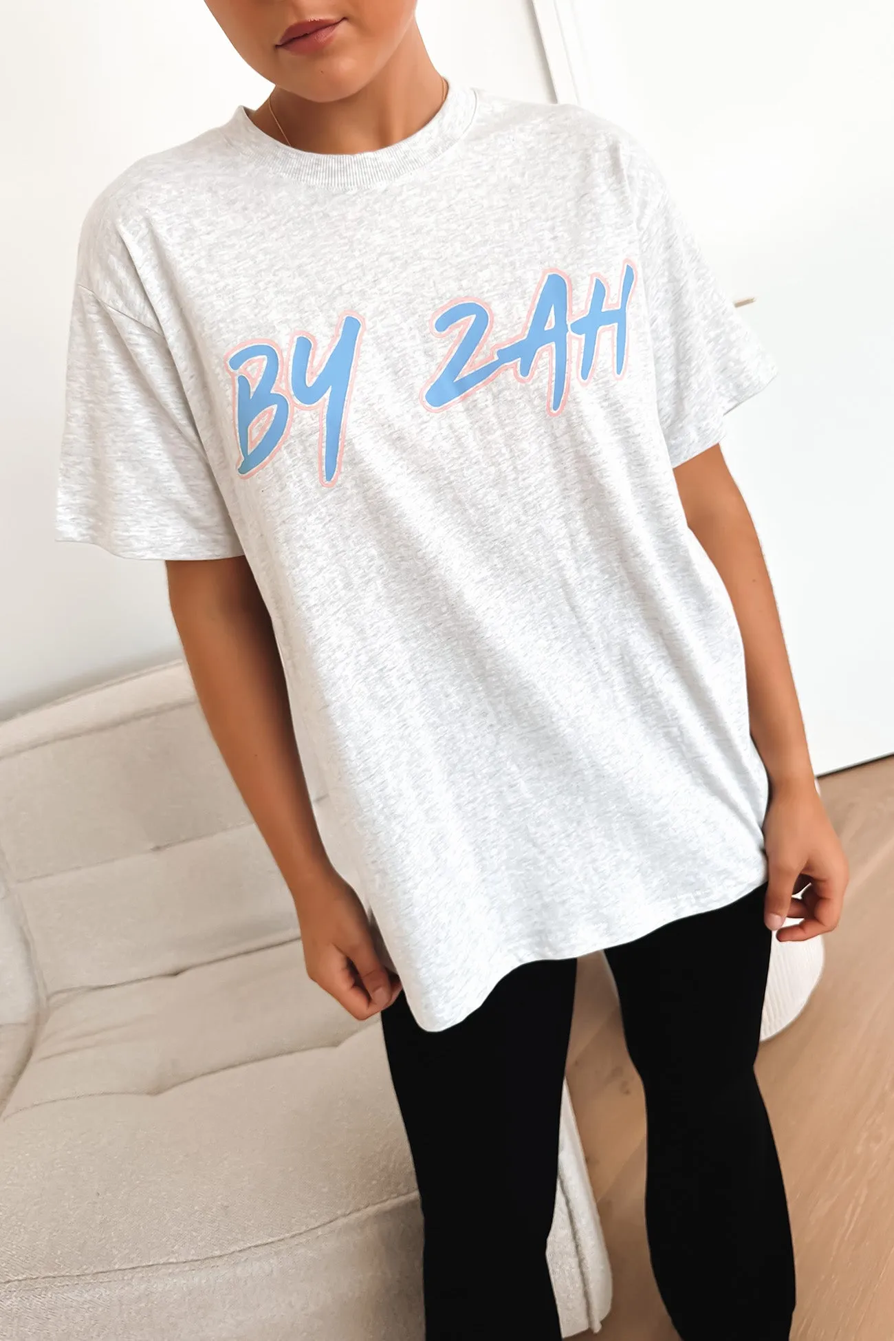 Zah College Tee Snow Marle Reinforced Shoulder Stitching