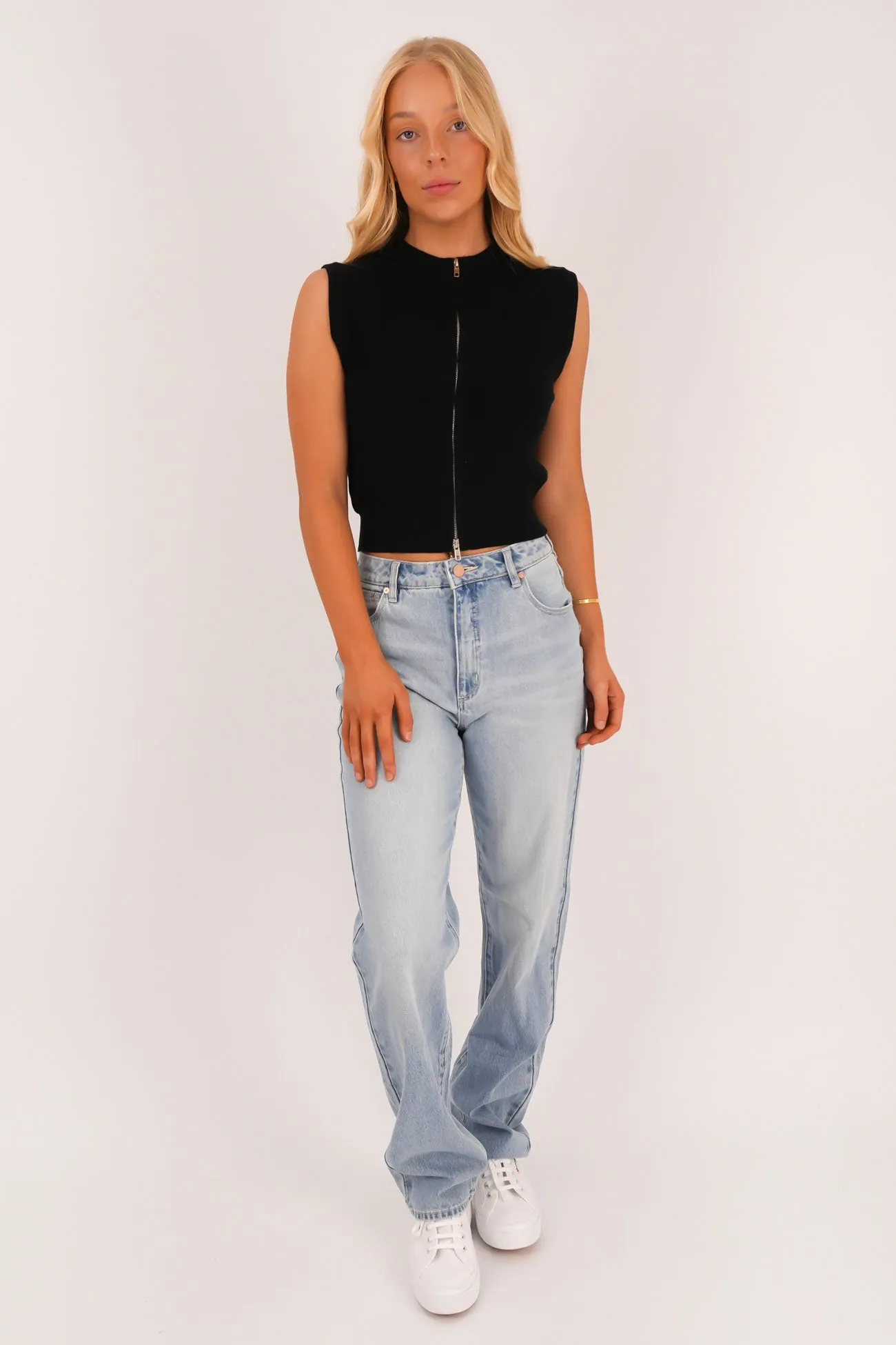 Zamara Vest Black HypoallergenicFabric Clear Glow